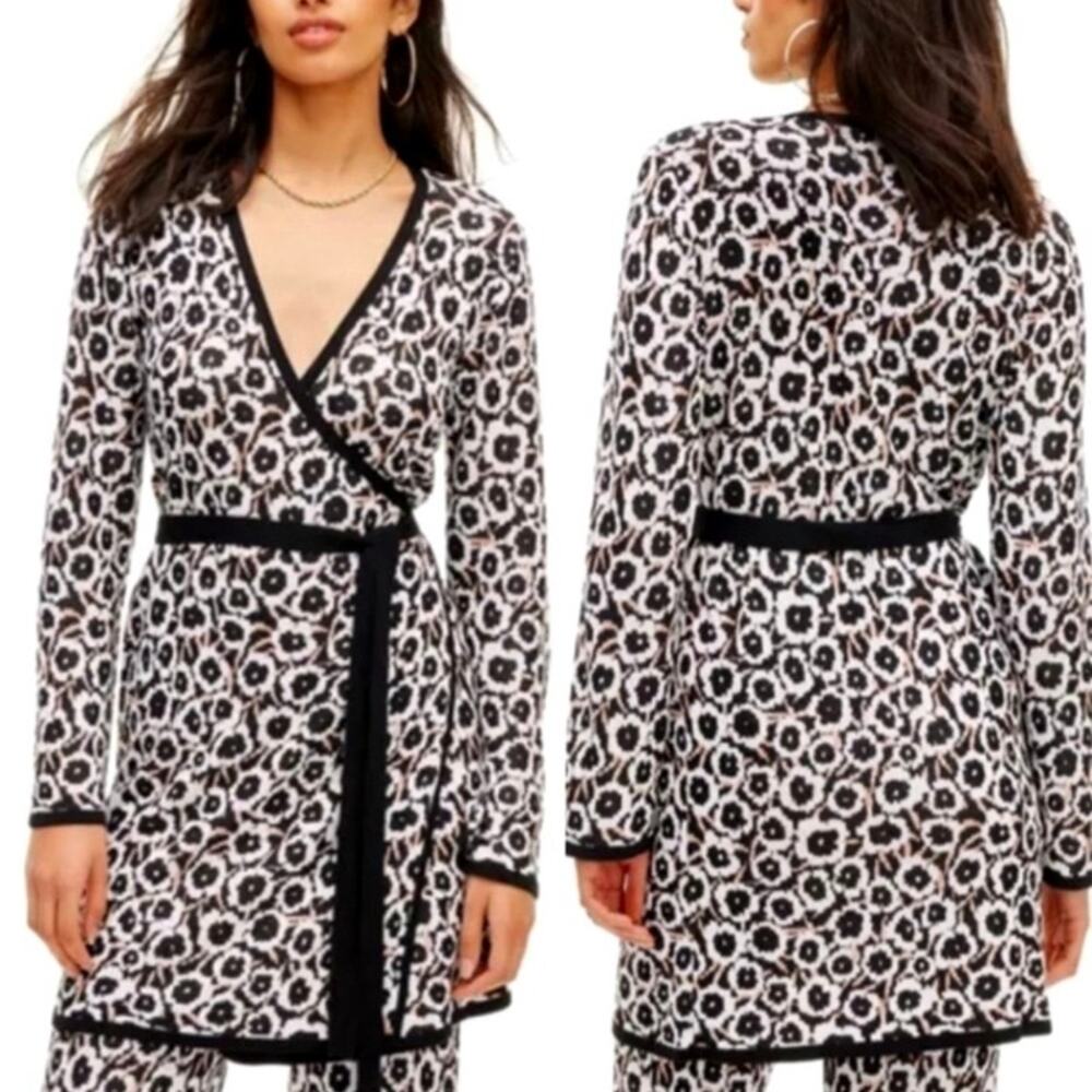 Diane Von Furstenberg X Target Collection Long Sleeve Poppy Sweater Wrap Top